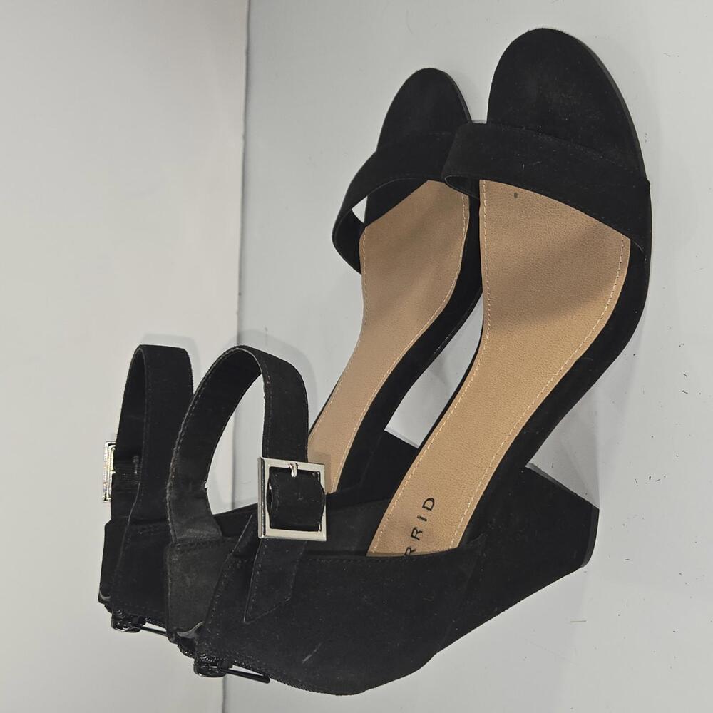 Torrid Women's Suede Strappy Block Heel Black Plus Size 11W - Picture 9 of 9